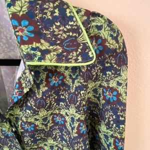 Jacket l, cropped, great with jeans, high waisted short